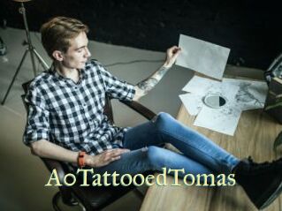 A0TattooedTomas