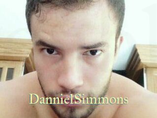 Danniel_Simmons