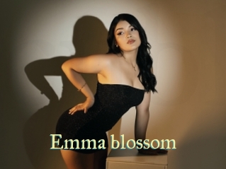 Emma_blossom