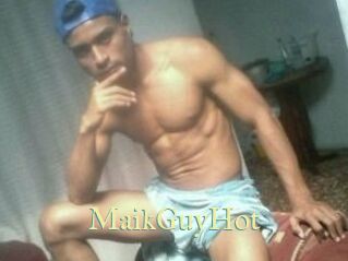 Maik_GuyHot
