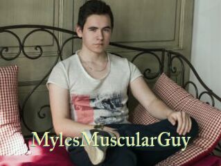 MylesMuscularGuy Cube Lille