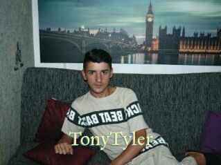 Tony_Tyler