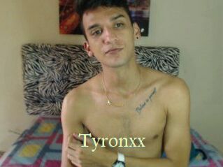 Tyronxx